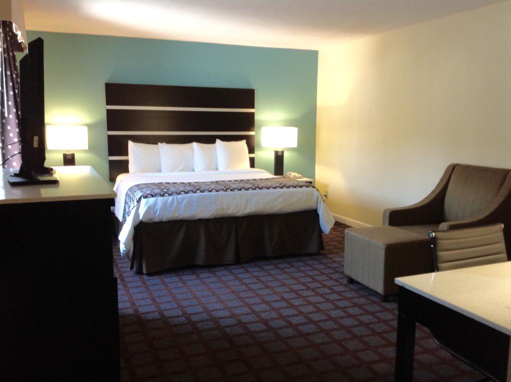 Americas Best Value Inn New London Mystic Pokój zdjęcie